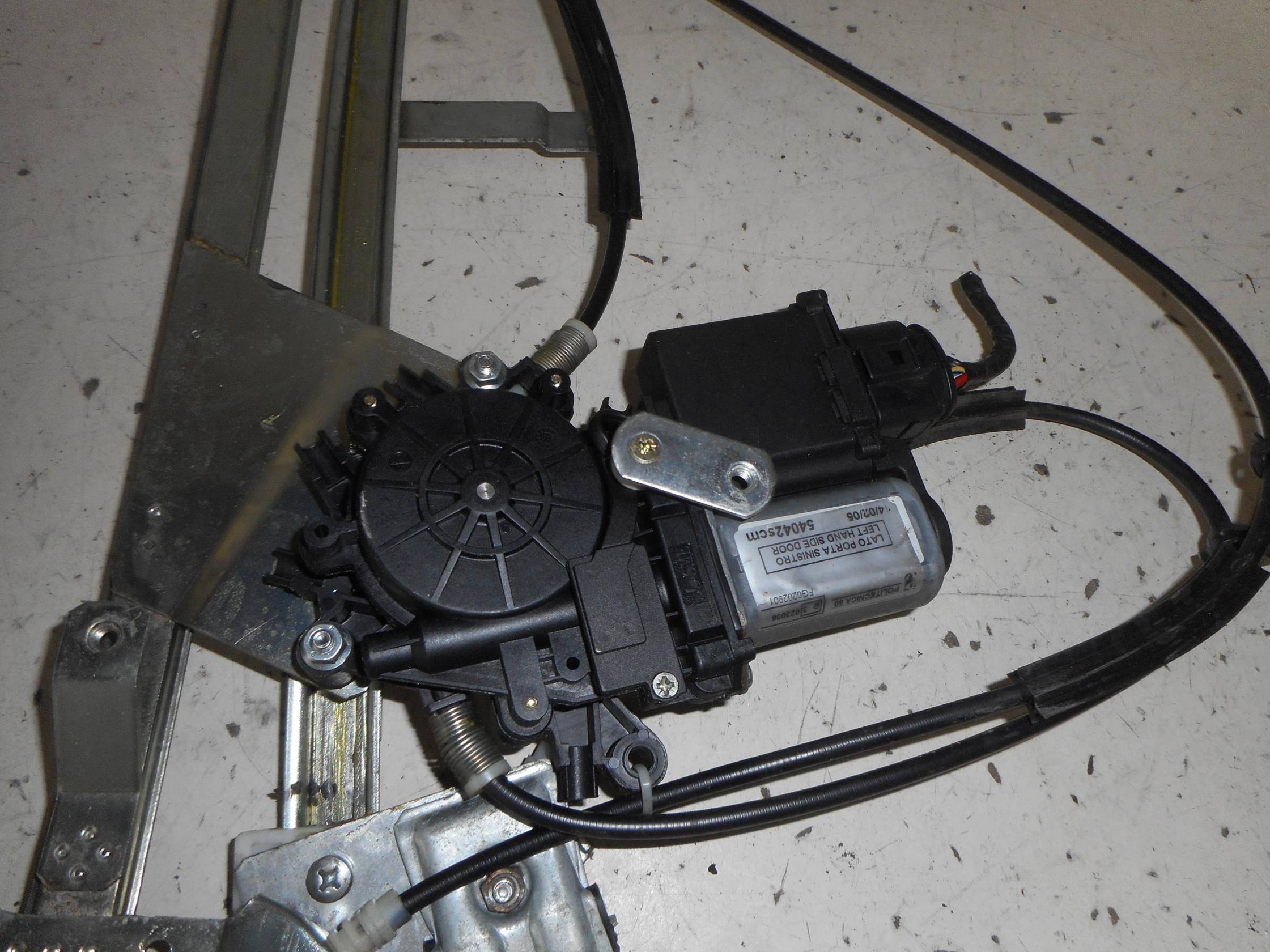 Alzacristallo elettr. porta ant. sx.